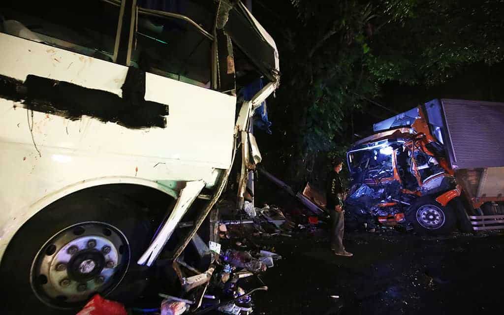ATIMONAN BUS TRUCK ACCIDENT