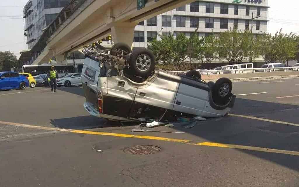 Mitsubishi Adventure