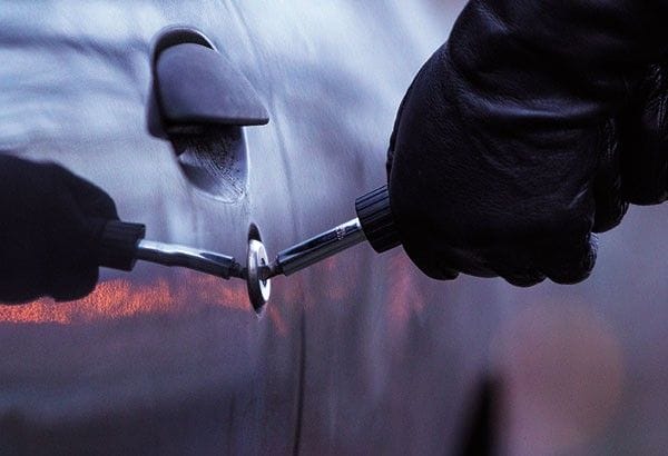 car-theft_2018-02-17_00-09-05