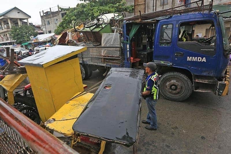 mmda-clearing-ops_2019-09-03_19-00-39