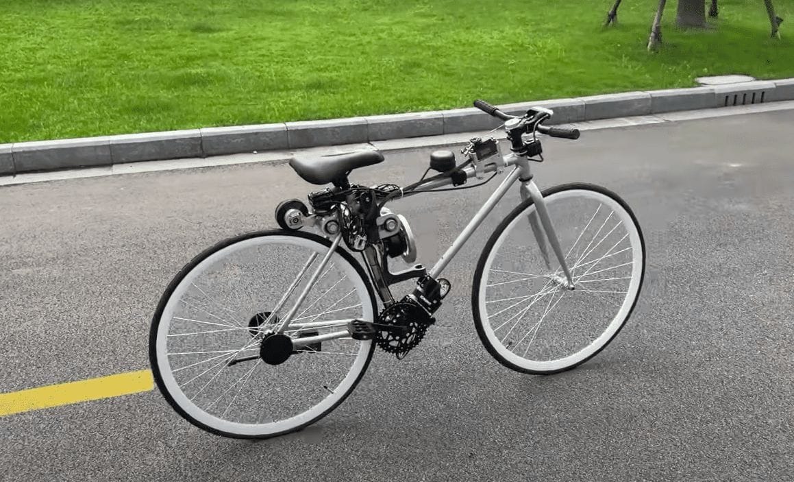 This selfbalancing electric bicycle is for those who don’t know how to