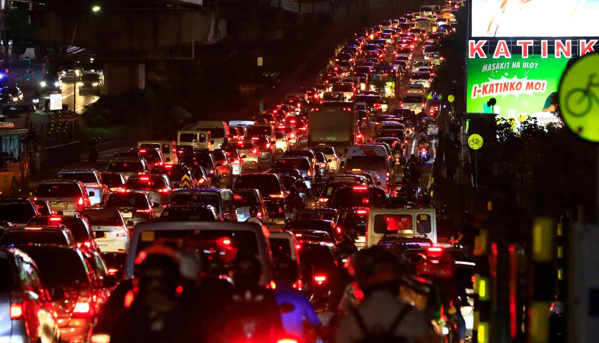 'Traffic is still manageable': MMDA says number coding scheme remains ...